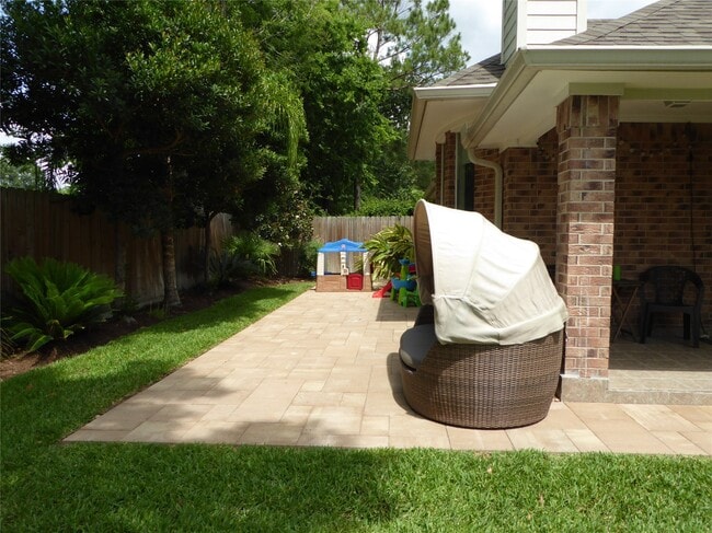 property at 1103 Parkhaven Ln