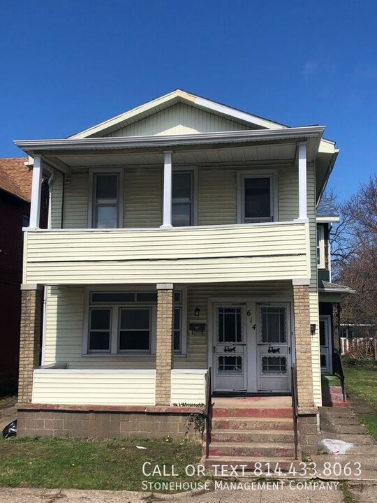 614 E 10th St in Erie, PA - Building Photo