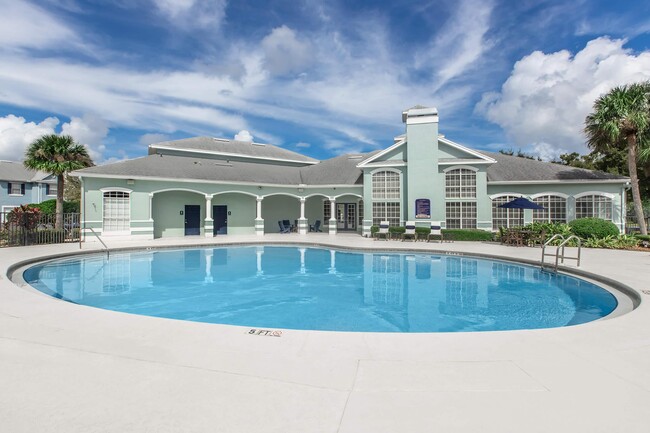 The Vintage at Plantation Bay in Jacksonville, FL - Building Photo - Building Photo