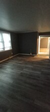 7356 S Perry Ave, Unit 2nd fl in Chicago, IL - Building Photo - Building Photo