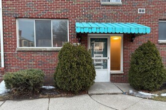 568 Kenmore Ave in Buffalo, NY - Building Photo - Building Photo