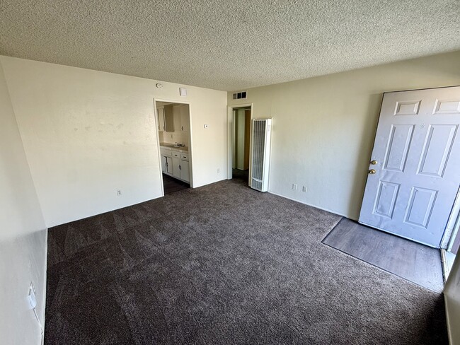 3504 Palm St, Unit B