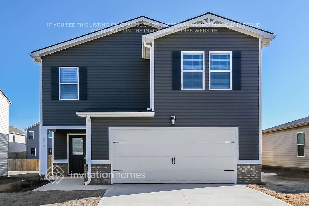 230 Green Pasture Rd, Unit 1 in Fountain Inn, SC - Foto de edificio