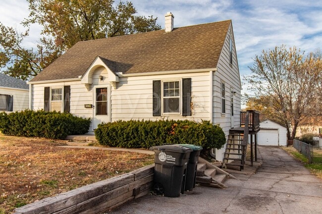 5636 Oak St in Omaha, NE - Building Photo - Building Photo