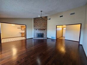 2309 NW Dunstan Ln in Lawton, OK - Building Photo - Building Photo
