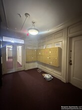 1164 Boylston St, Unit 1 in Boston College, MA - Building Photo - Building Photo