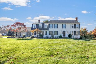 41 Butternut Ln in Fairfield, CT - Building Photo