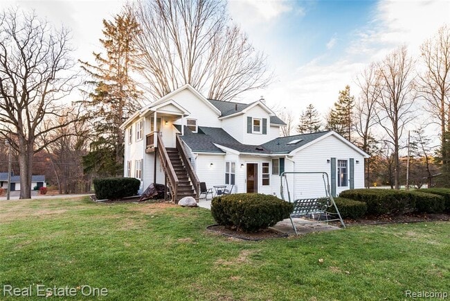 4141 Van Amberg Rd in Brighton, MI - Building Photo - Building Photo