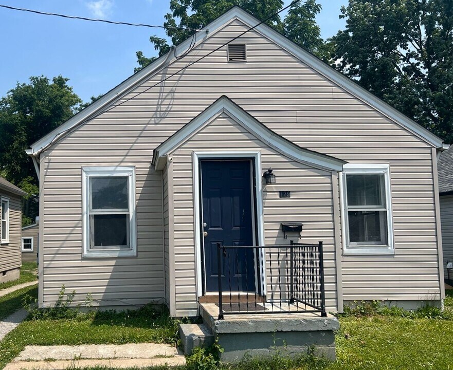 129 E Wampum Ave in Louisville, KY - Building Photo