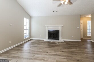 527 Brookfield Way in Jonesboro, GA - Building Photo - Building Photo