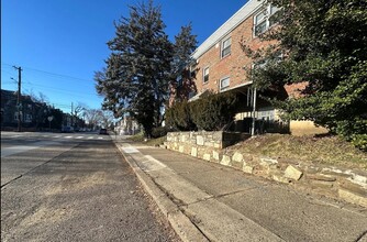 2101 Hartel Ave in Philadelphia, PA - Building Photo - Building Photo