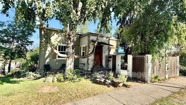 property at 333 S 4th Ave