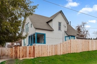 2502 E Hartson Ave, Unit 2