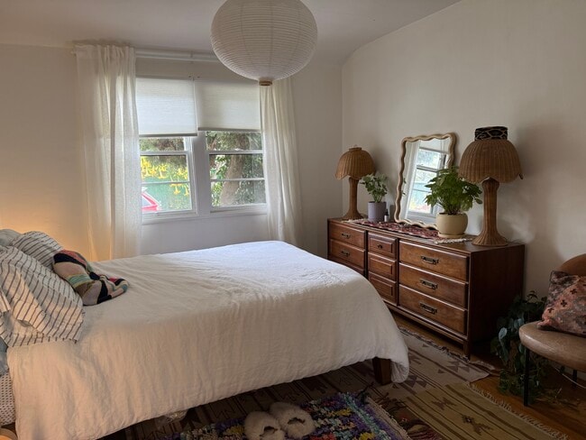1507 Berkeley Way in Berkeley, CA - Foto de edificio - Building Photo