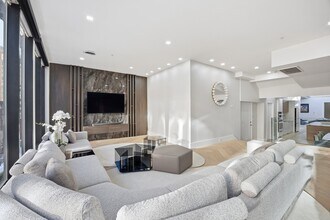 125 Broad St, Unit PH in Boston, MA - Building Photo - Building Photo