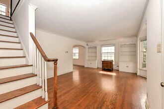 2734 N Avondale Blvd in Milwaukee, WI - Foto de edificio - Building Photo