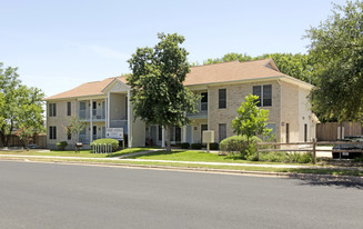 Kinney Avenue Apartments