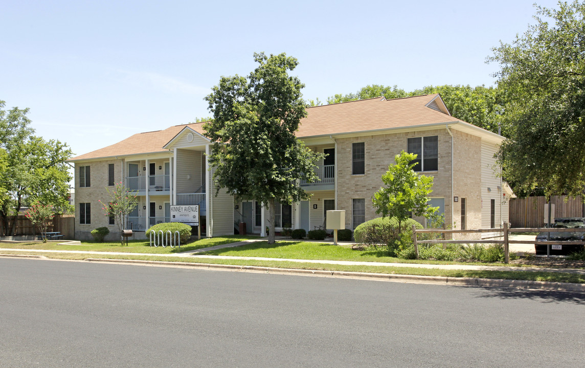 Kinney Avenue Apartments in Austin, TX - Building Photo