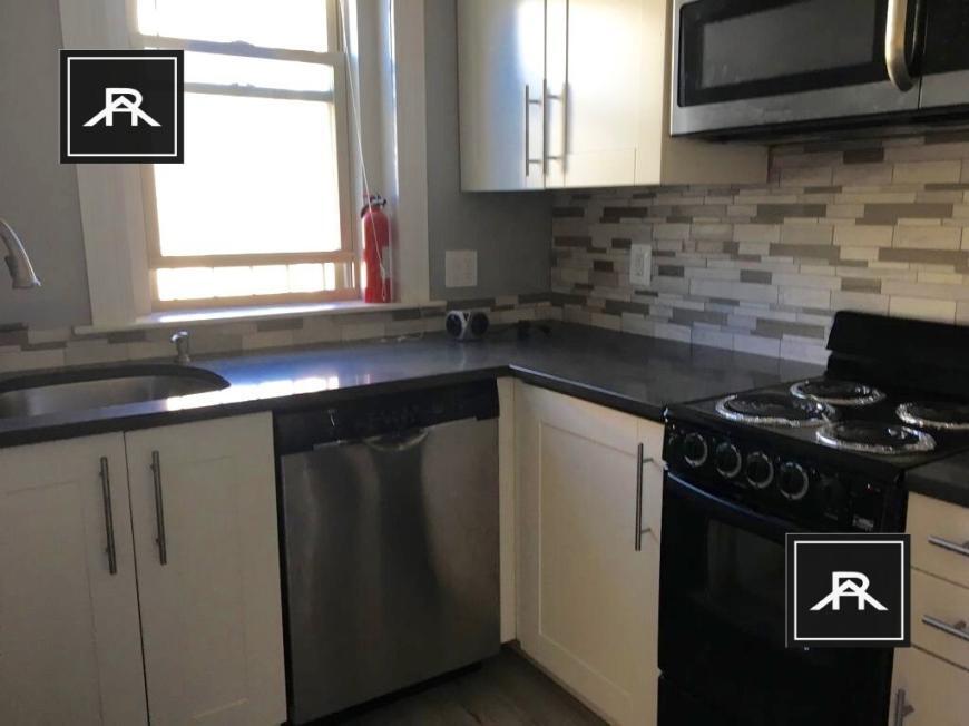 1675 Commonwealth Ave in Boston, MA - Building Photo