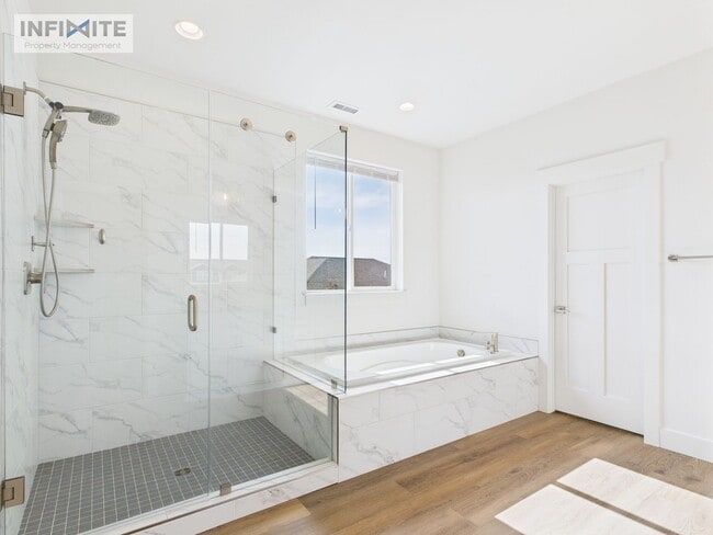 property at 1611 Wyatt Earp Ct