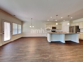 199 Columns Rd in Summerville, SC - Building Photo - Building Photo