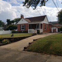 8706 Florence Ave in Brentwood, MO - Building Photo