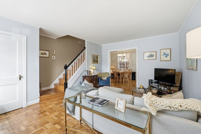 2700 13th Rd S in Arlington, VA - Foto de edificio - Building Photo