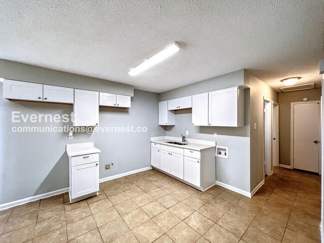 2645 Eastbrook Dr in Horn Lake, MS - Building Photo - Building Photo