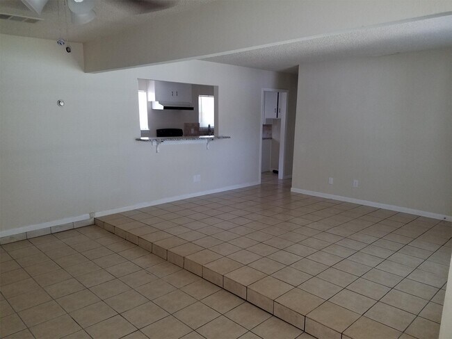 836 W Barron Ave in Everman, TX - Building Photo - Building Photo