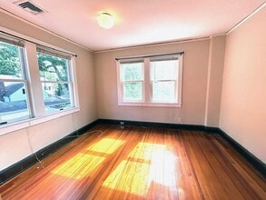 26 N Eckar St in Irvington, NY - Building Photo - Building Photo
