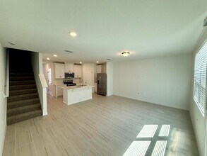 16349 Bird of Paradise Ave in Clermont, FL - Building Photo - Building Photo