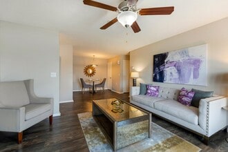 North Creek in Southaven, MS - Building Photo - Building Photo