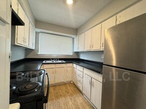 918 Lakewood Ln in Jonesboro, GA - Foto de edificio - Building Photo