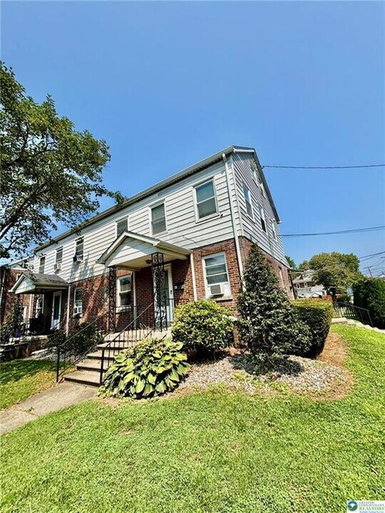 101 W Grant St in Easton, PA - Building Photo