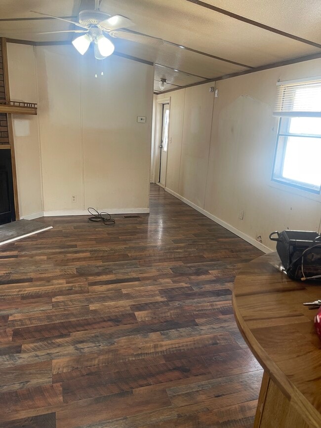 104 Marina Wy in Greentown, PA - Building Photo - Building Photo