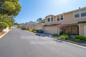 98 Glen Lake Dr in Pacific Grove, CA - Building Photo - Building Photo