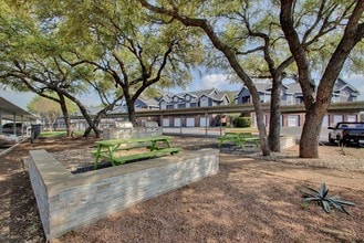 Regal Parc in Cedar Park, TX - Foto de edificio - Building Photo