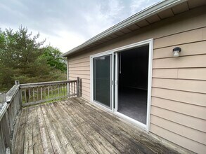 Woodside in Grand Blanc, MI - Foto de edificio - Building Photo