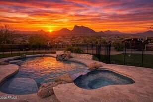 12198 E Doubletree Ranch Rd in Scottsdale, AZ - Building Photo