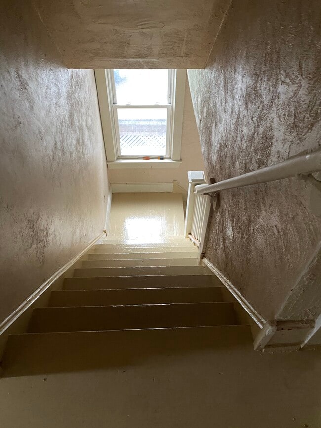 property at 552 Harold Ave