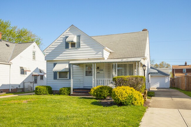 property at 8310 Salisbury Dr