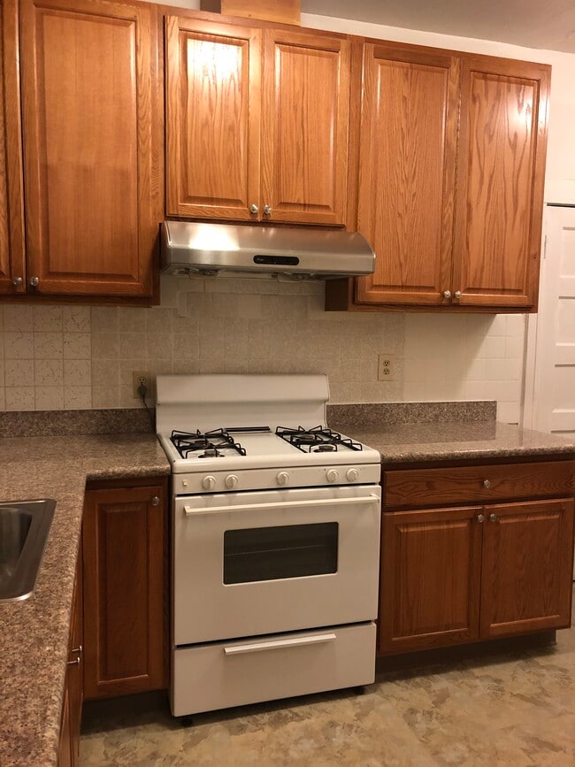 169 11th St in Oakland, CA - Building Photo - Building Photo