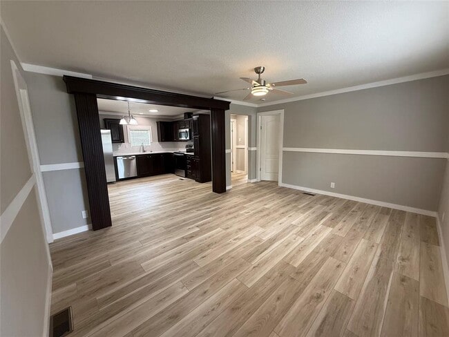 409 Regina Dr in Buda, TX - Building Photo - Building Photo
