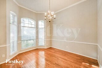 9111 Point Park Dr in Houston, TX - Foto de edificio - Building Photo