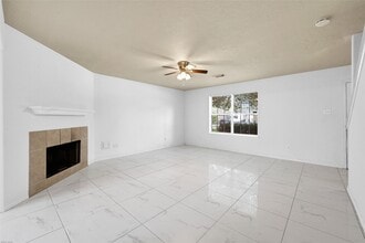 10407 Hamlet Vale Ct in Houston, TX - Building Photo - Building Photo