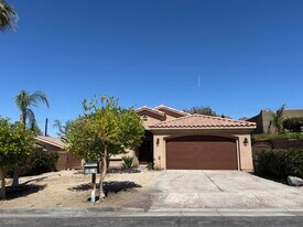 53540 Avenida Rubio in La Quinta, CA - Building Photo