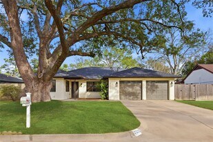 2606 Parana Dr in Houston, TX - Building Photo