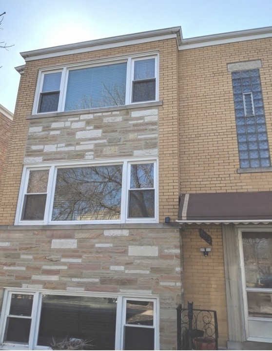 4620 N Central Ave in Chicago, IL - Building Photo