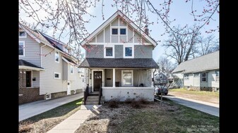 1040 Olivia Ave in Ann Arbor, MI - Building Photo