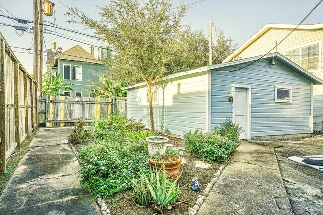 property at 1412 Postoffice St